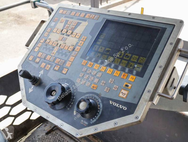 أشغال طرقية Volvo ABG P6820C