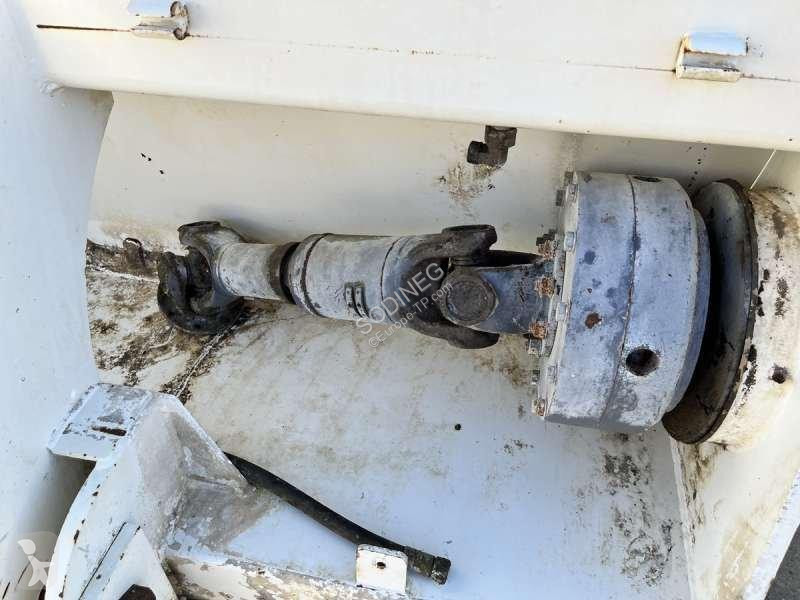 Дорожно-строительная техника Streumaster...