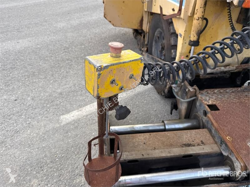 Vägarbeten Bitelli BB130 Asphalt Paver