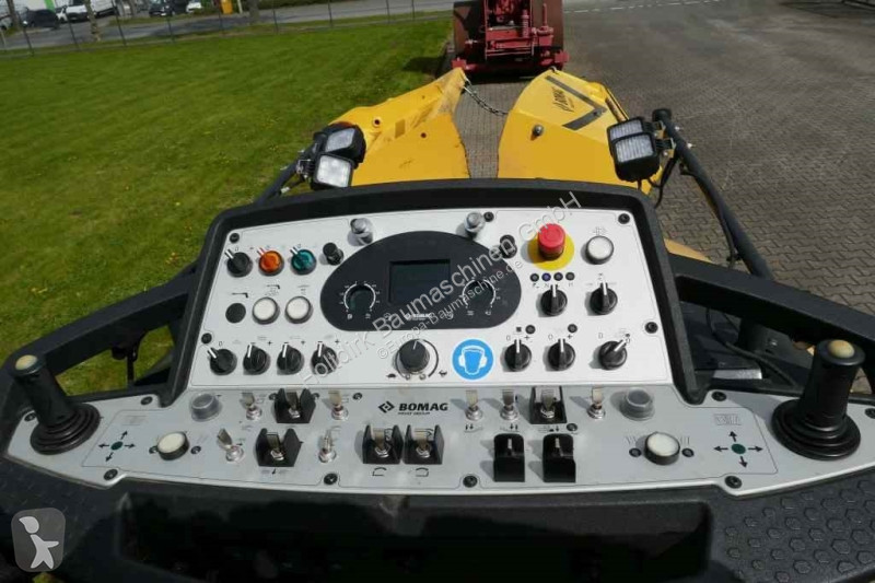 Echipamente pentru lucrari rutiere Bomag BF 200...