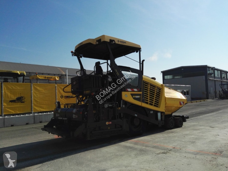 Obras públicas rodoviárias Bomag  BF 600 P-2...