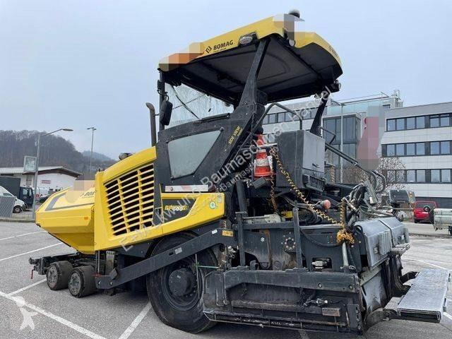 Obras públicas rodoviárias Bomag BF 600 P-2...