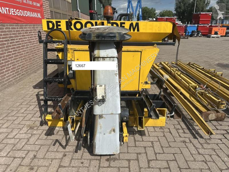 Echipamente pentru lucrari rutiere  Gravillonneur