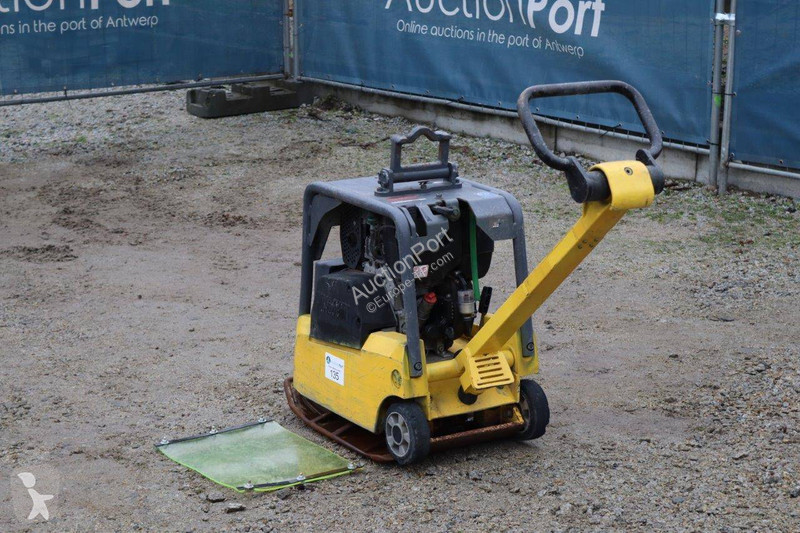Echipamente pentru lucrari rutiere  DPU3050