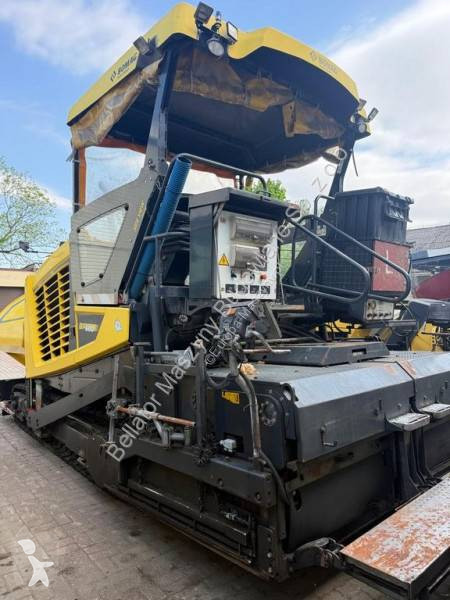 Silniční práce Bomag BF 600 C