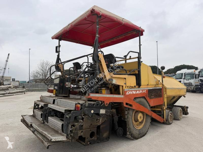 أشغال طرقية Dynapac F121-6W