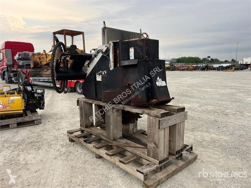 أشغال طرقية Simex Skid Steer Trencher