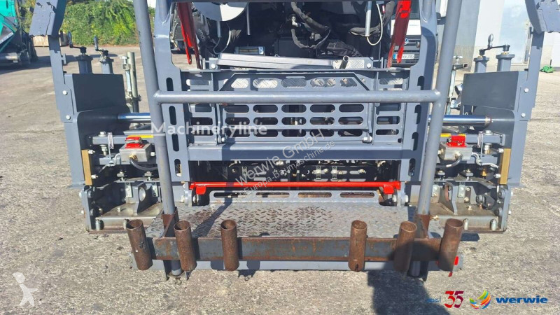 Travaux routiers Vögele SUPER 800i / AB200TV