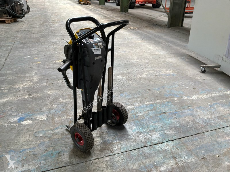 Travaux routiers Atlas Copco Cobra Proi