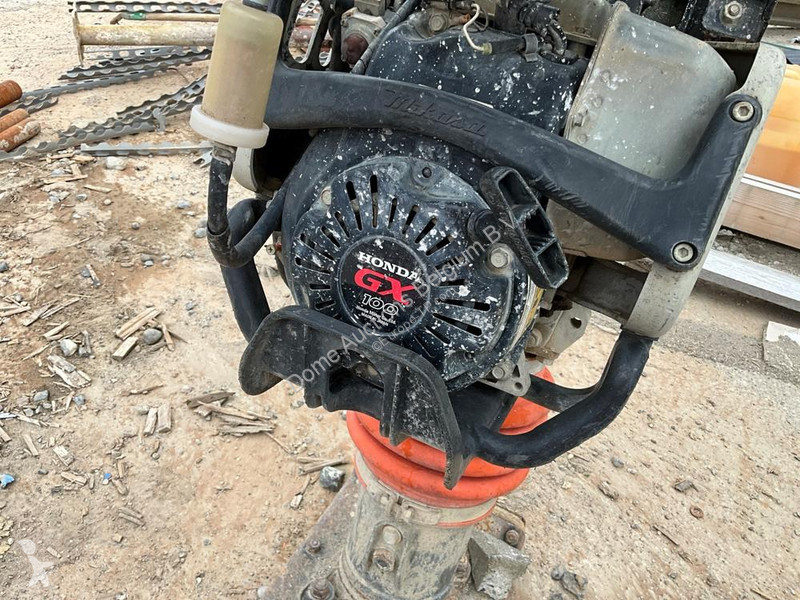 Travaux routiers Mikasa MTX-70E