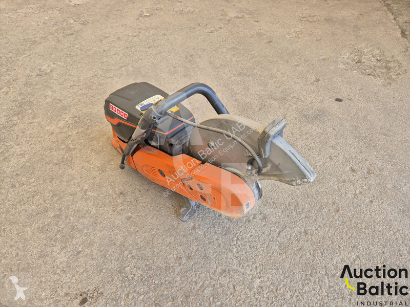 Пътностроителна техника Husqvarna K970