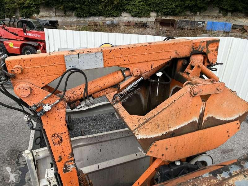 Lavori stradali Renault PREMIUM 370-26