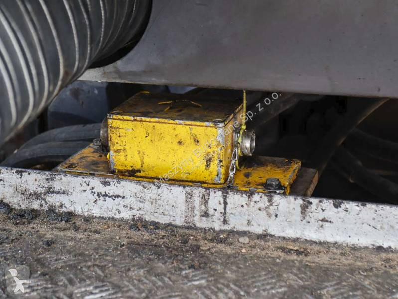 أشغال طرقية Volvo ABG P6820C