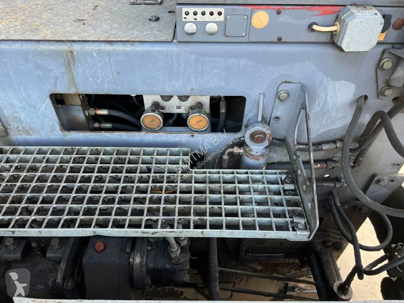 أشغال طرقية Vögele SUPER 1800-2