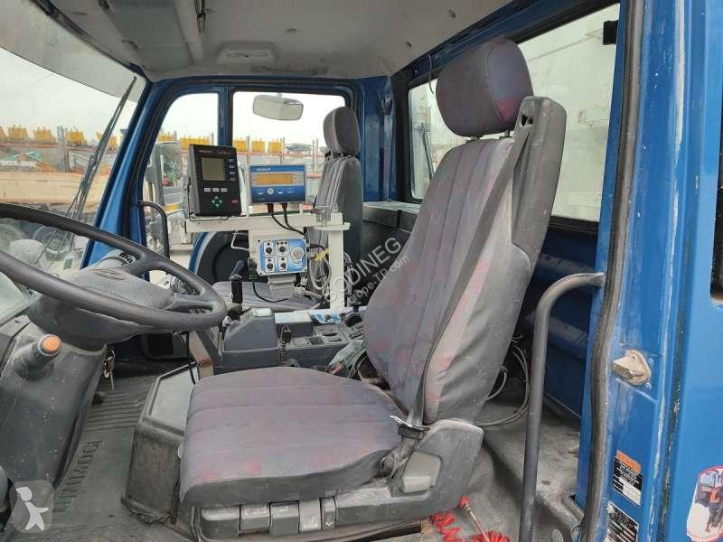 أشغال طرقية Mercedes  UNIMOG U500