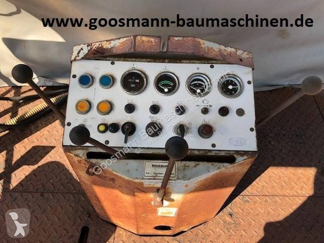 Lavori stradali Demag DF 10