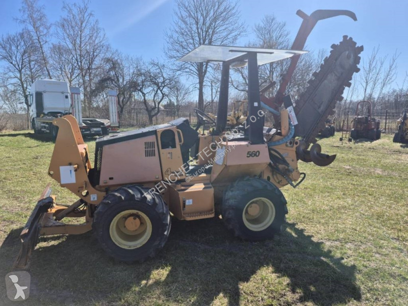 أشغال طرقية Case 560 Koparka Łańcuchowa Trencher