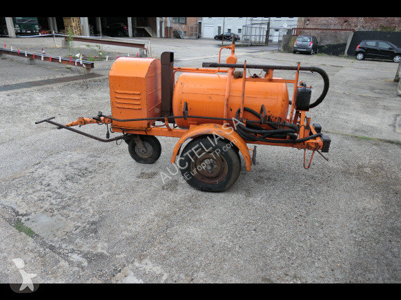 Echipamente pentru lucrari rutiere  TK 300