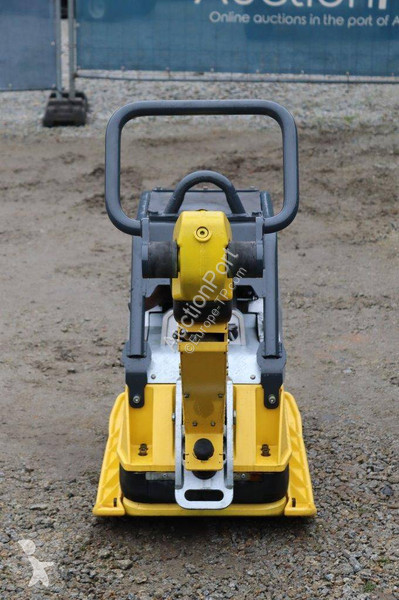 Echipamente pentru lucrari rutiere  DPU5545