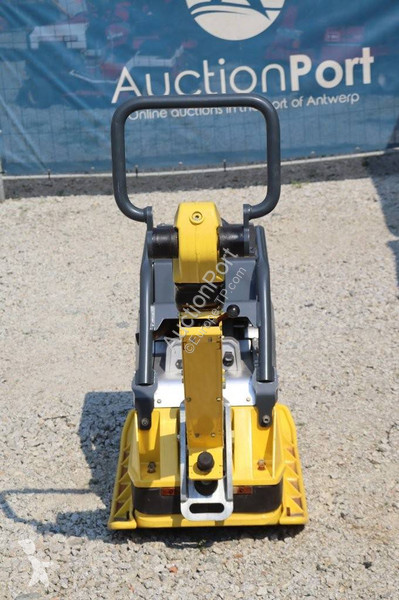 Echipamente pentru lucrari rutiere  DPU5545