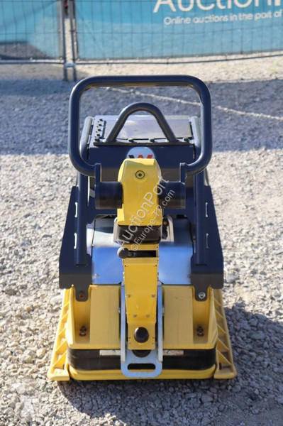 Echipamente pentru lucrari rutiere  DPU6555
