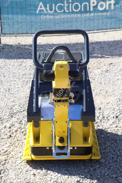 Echipamente pentru lucrari rutiere  DPU6555