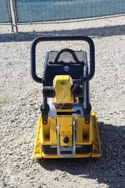 Echipamente pentru lucrari rutiere  DPU5545