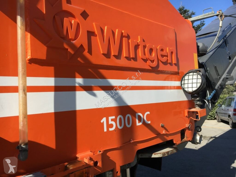 أشغال طرقية Wirtgen 1500