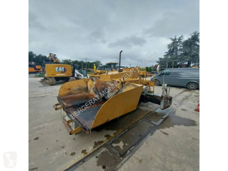 Пътностроителна техника Caterpillar BB621E