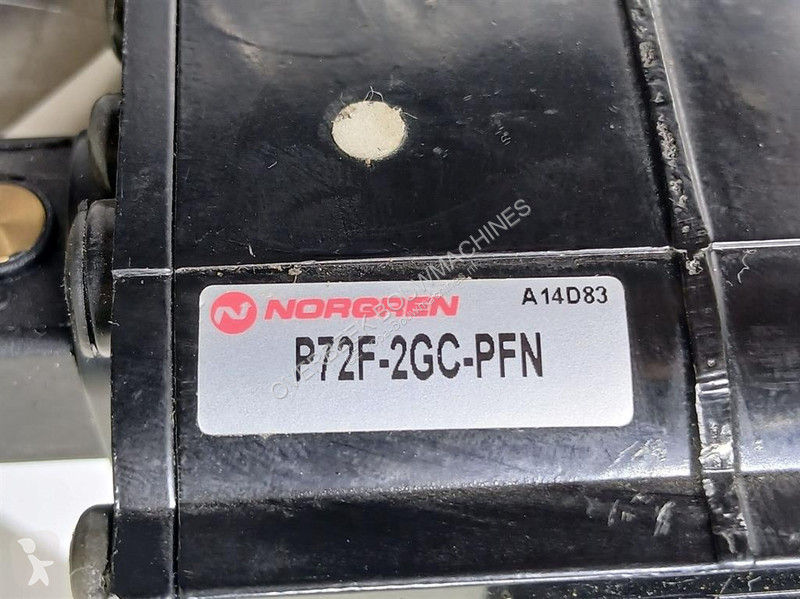 Wegenbouw  P72F-2GC-PFN - Excelon soft start...