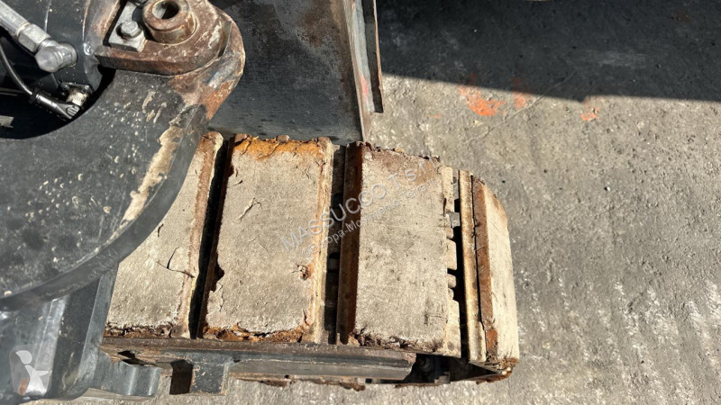 أشغال طرقية Bomag