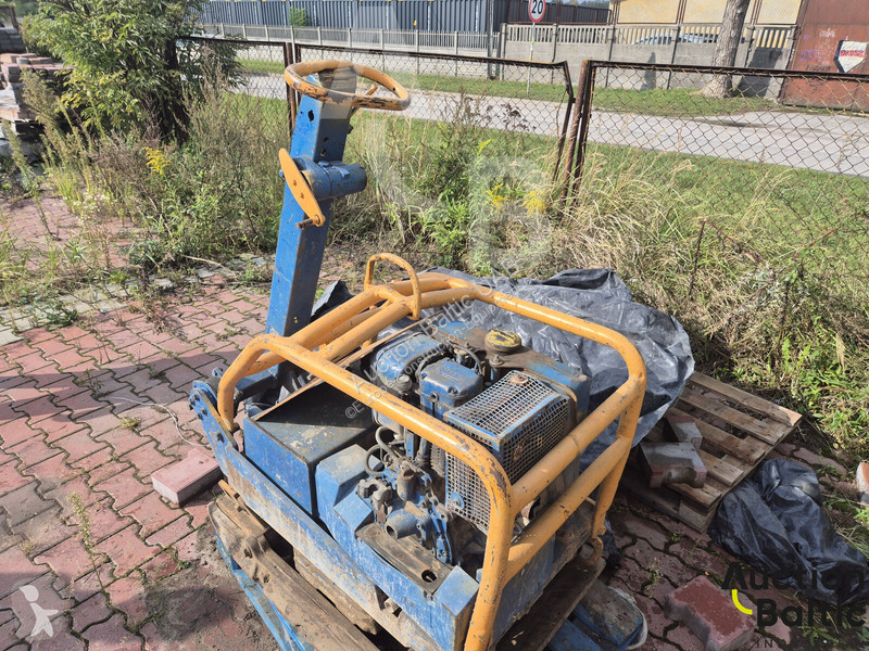 Wegenbouw Ammann AVH 7010
