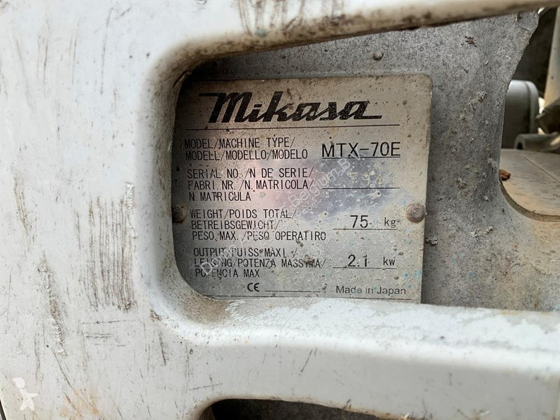 Travaux routiers Mikasa MTX-70E