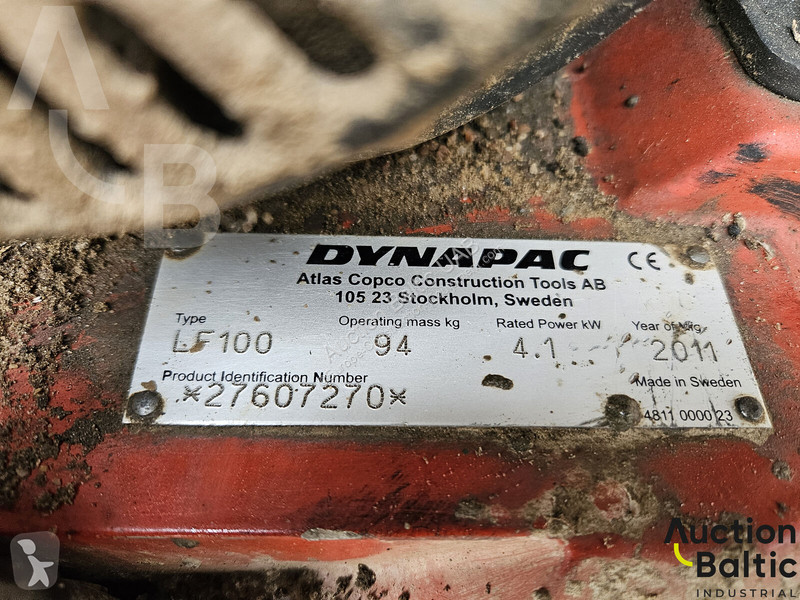 Wegenbouw Dynapac LF 100