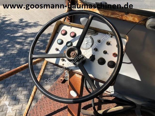 Lavori stradali Demag DF 10
