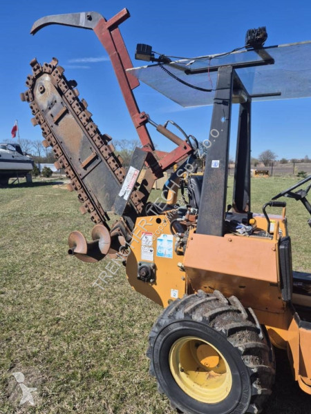 أشغال طرقية Case 560 Koparka Łańcuchowa Trencher