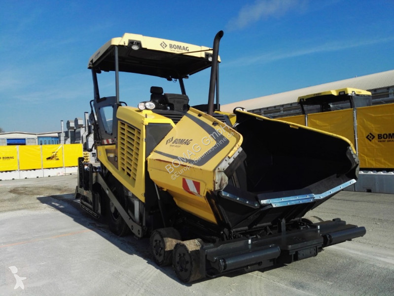 Obras públicas rodoviárias Bomag  BF 600 P-2...