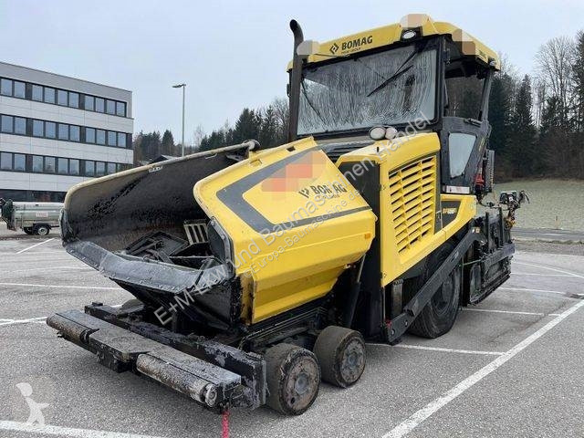 Obras públicas rodoviárias Bomag BF 600 P-2...