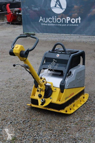 Echipamente pentru lucrari rutiere  DPU 6555