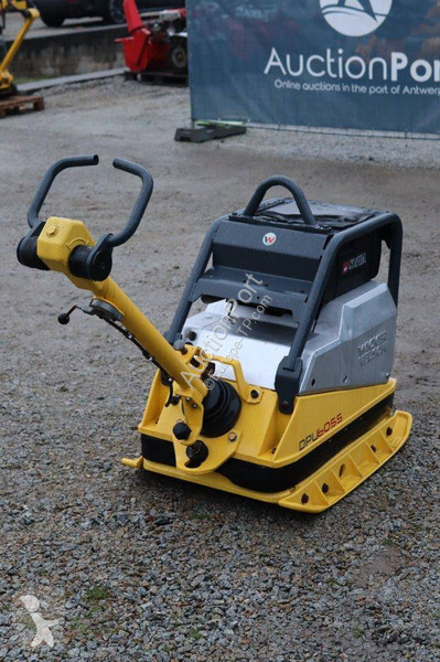 Echipamente pentru lucrari rutiere  DPU 6055