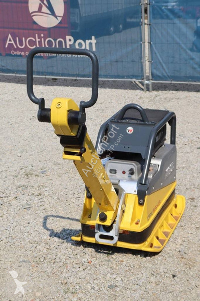Echipamente pentru lucrari rutiere  DPU5545