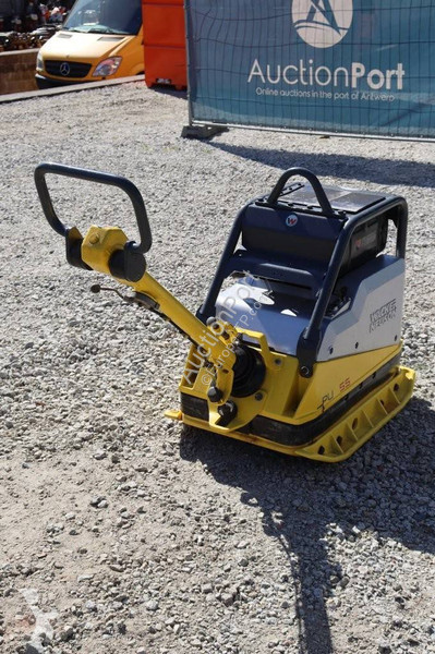 Echipamente pentru lucrari rutiere  DPU6555