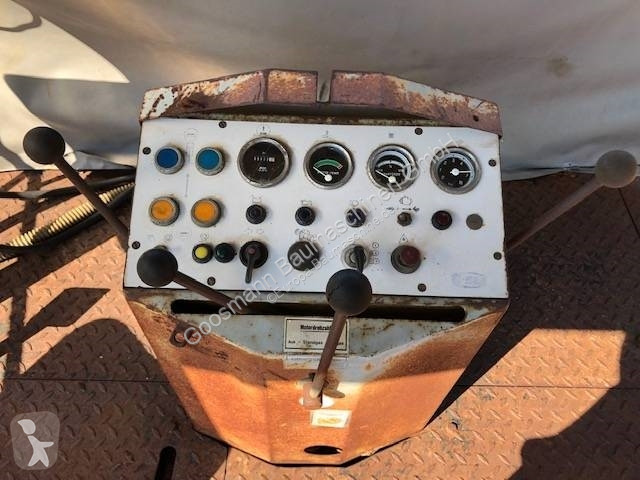 Vejarbejde Demag DF 10
