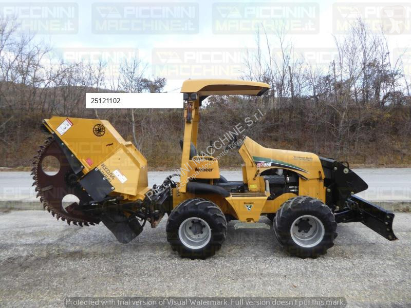 أشغال طرقية Vermeer RTX550