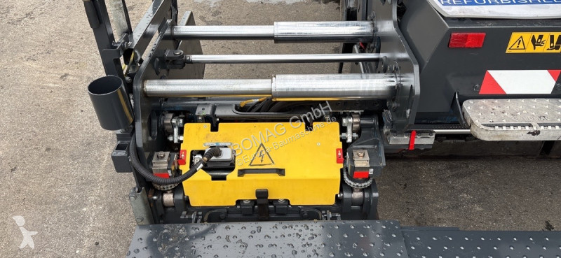 Cestné staviteľstvo Bomag  BF 300 P-2 S340-2 TV...