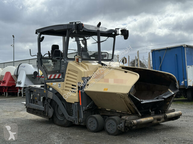 أشغال طرقية Vögele SUPER 1803-3i...