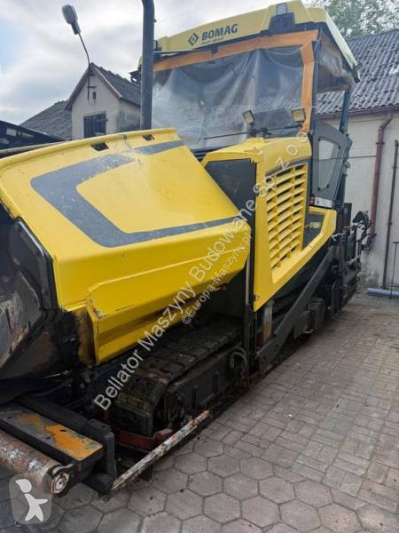 Silniční práce Bomag BF 600 C