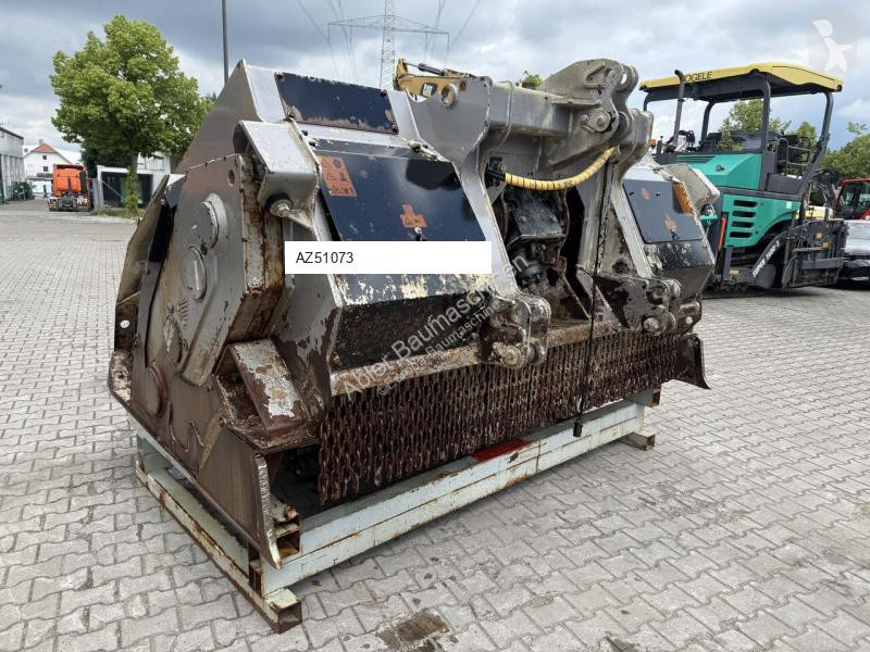 أشغال طرقية FAE Stabi FRS250
