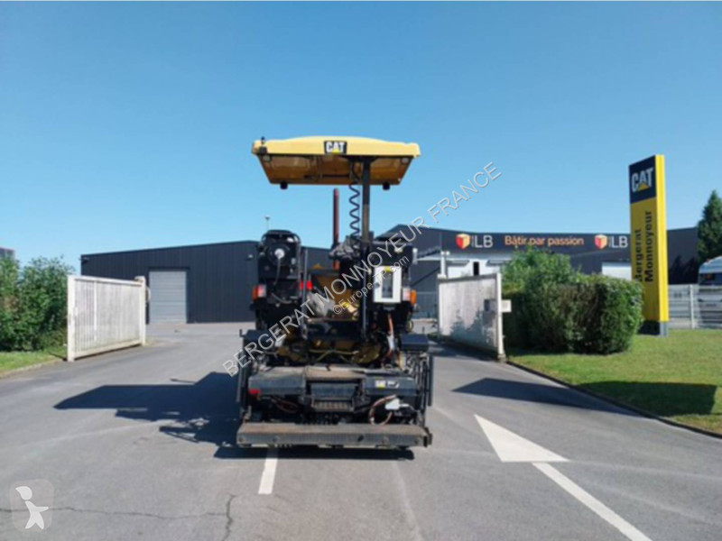 Vejarbejde Caterpillar AP300F