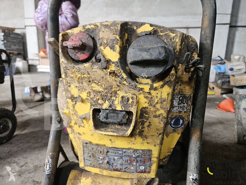 Дорожный каток Bomag BT 65